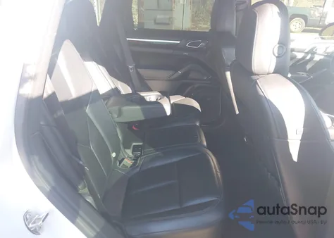 2013 Porsche Cayenne S z USA, uszkodzony, nr VIN WP1AB2A26DLA85634